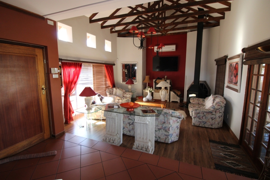 3 Bedroom Property for Sale in Heuwelsig Free State